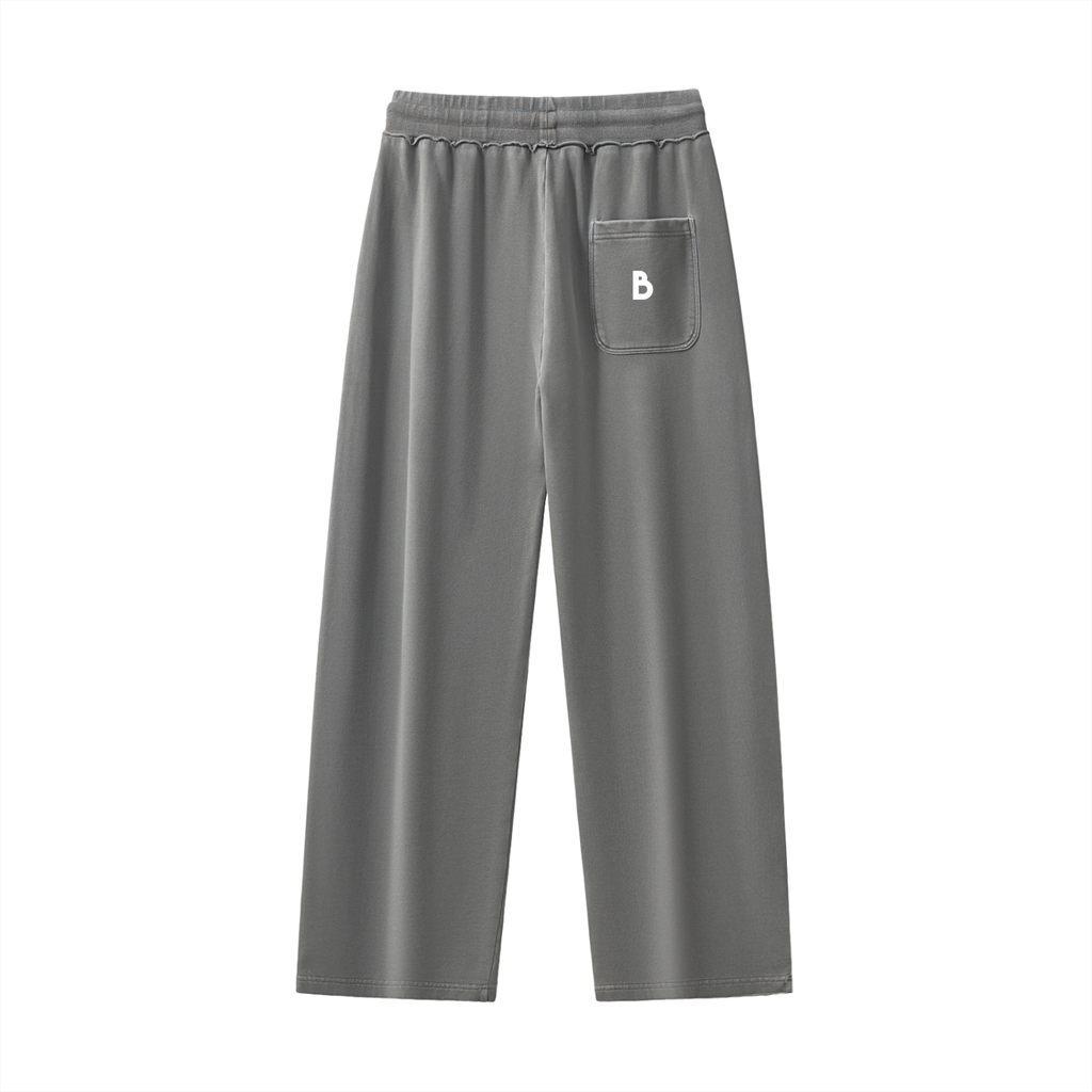 The Signature Raw-Seam Enzyme Washed Sweatpants in Grey